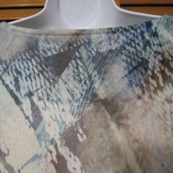 New Directions top long sleeve w/decorative front overlay like new size XL - Picture 11 of 11